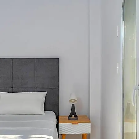 Saturno Modern Flat With Pool Ref 146 Hotell 3*