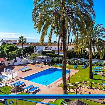 Saturno Modern Flat With Pool Ref 146 3*